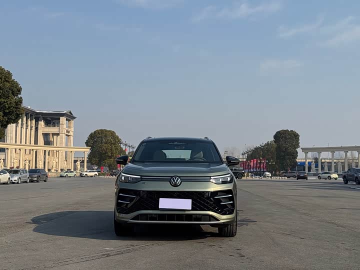 Volkswagen Tayron 2025 2025款 探岳L 380TSI 四驱豪华