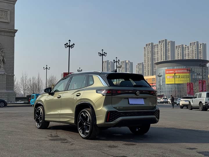 Volkswagen Tayron 2025 2025款 探岳L 380TSI 四驱豪华