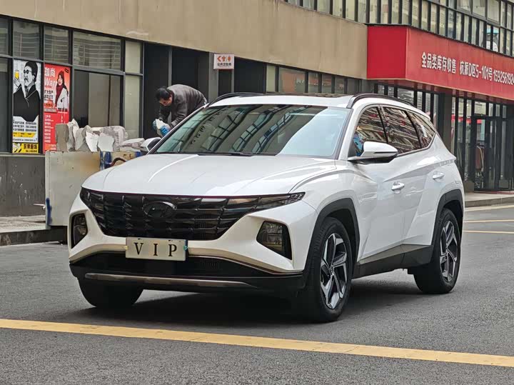Hyundai Tucson L 2023 2023款 途胜L 1.5T 自动两驱DLX豪华版