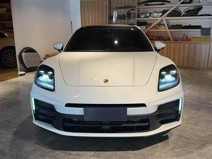 Porsche Panamera 2024 2024款 Panamera 行政加长版 2.9T
