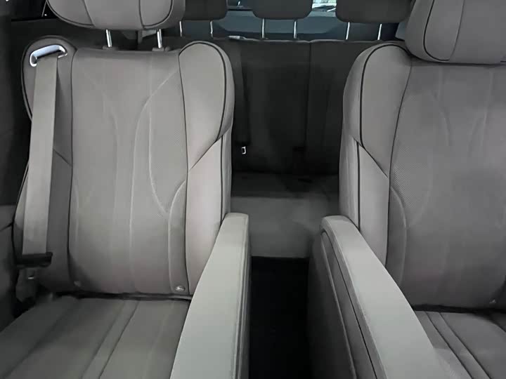 XPeng X9 2025 2025款 纯电 740超长续航 Max