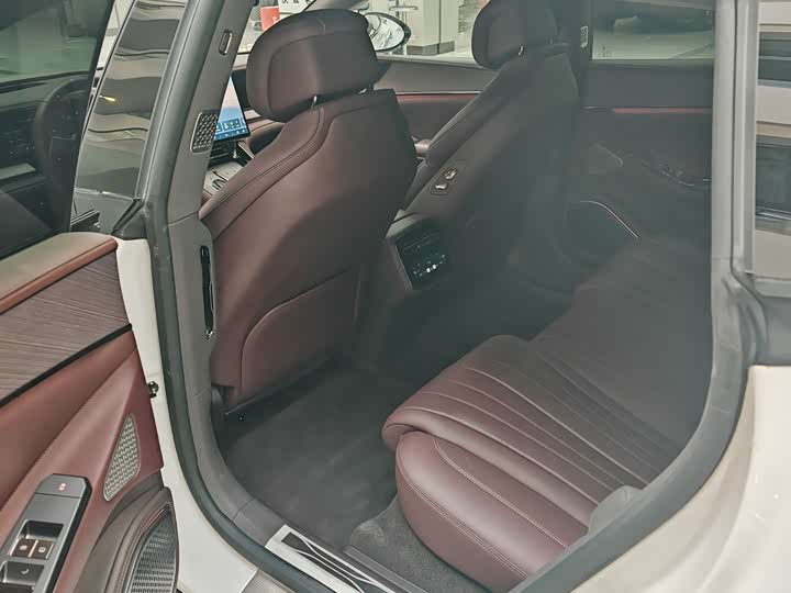 Denza Z9GT 2024 2024款 1100四驱Ultra版