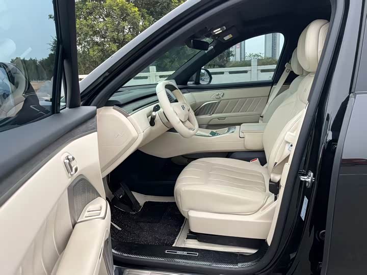 Nio Onvo L90 2025 2025款 Max 六座版