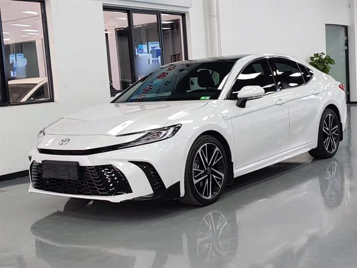 Toyota Camry 2024 2024款 双擎 2.0HS 运动版