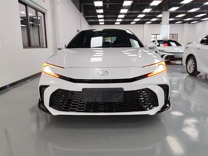 Toyota Camry 2024 2024款 双擎 2.0HS 运动版