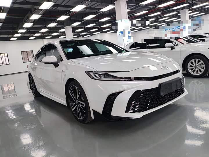 Toyota Camry 2024 2024款 双擎 2.0HS 运动版