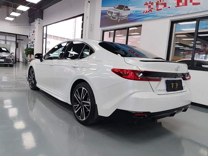 Toyota Camry 2024 2024款 双擎 2.0HS 运动版