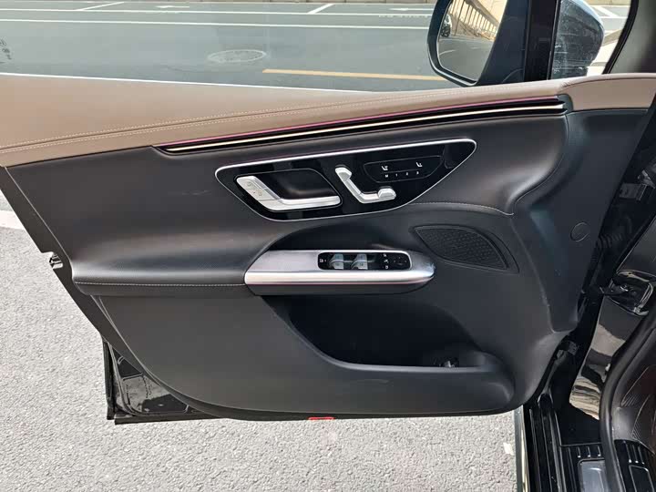 Mercedes-Benz EQE SUV 2024 2024款 500 4MATIC 先锋版