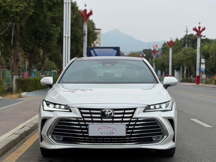 Toyota Avalon 2024 2024款 双擎 2.0L 豪华版