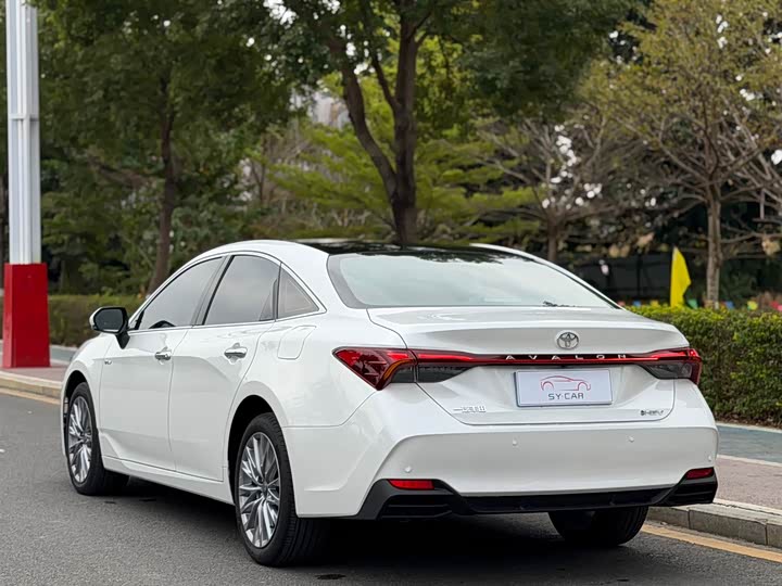 Toyota Avalon 2024 2024款 双擎 2.0L 豪华版