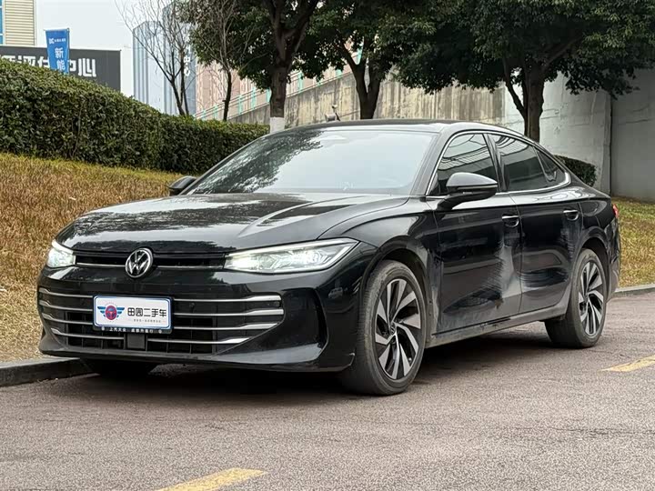 Volkswagen Passat 2025 2025款 Pro 380TSI 龙耀版