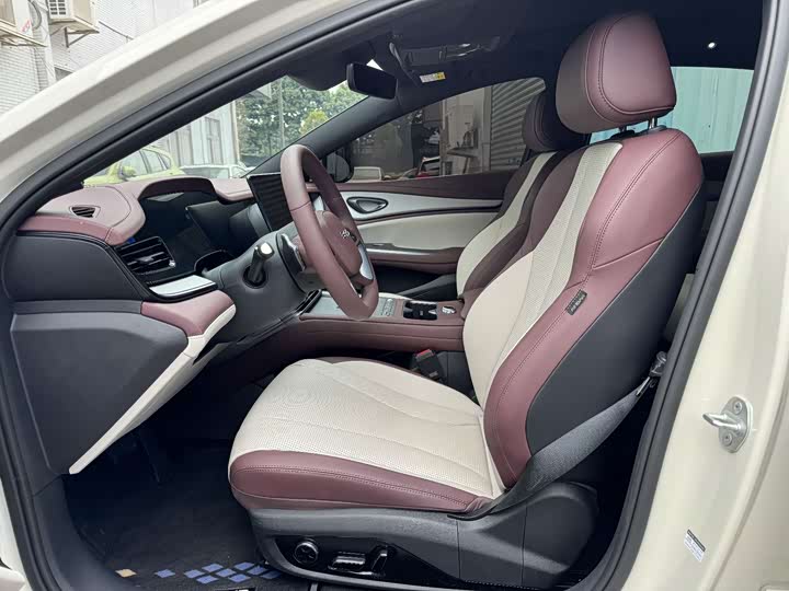 2026 BYD Seal 07 DM-i Hybrid