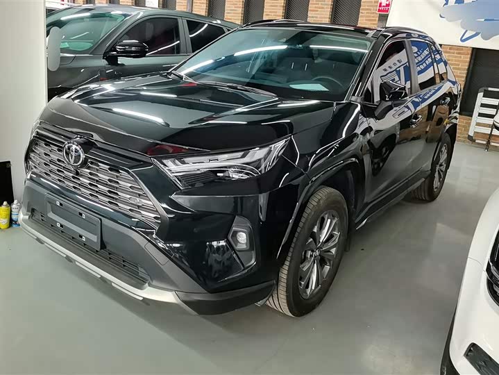 Toyota RAV4 2024 2024款 2.0L CVT两驱风尚Plus版