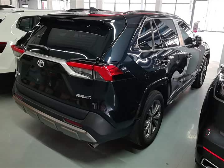 Toyota RAV4 2024 2024款 2.0L CVT两驱风尚Plus版
