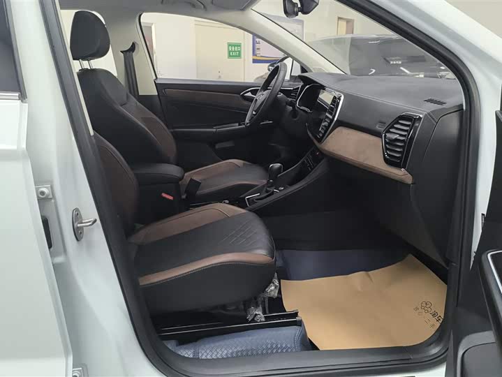 Jetta VS7 2024 2024款 280TSI 自动旗舰版