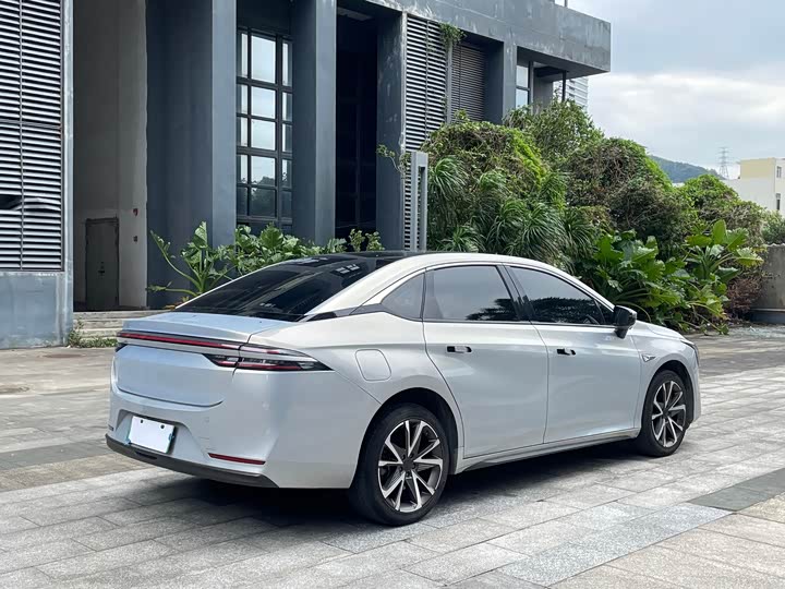 GAC Aion S Plus 2023 2023款 70 行政版 磷酸铁锂