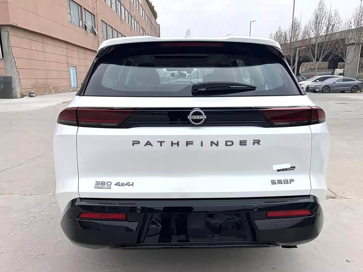 Nissan Pathfinder 2024 2024款 380VC-TURBO 四驱智尊版 6座