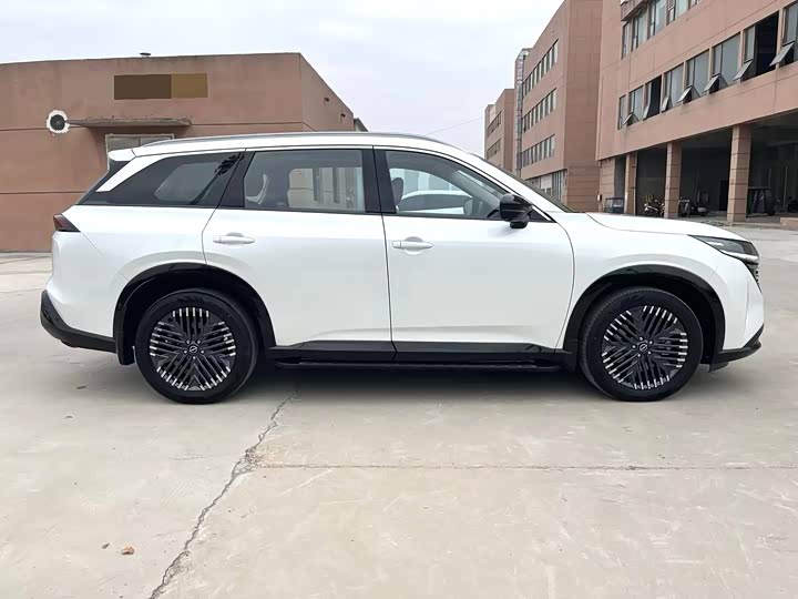 Nissan Pathfinder 2024 2024款 380VC-TURBO 四驱智尊版 6座