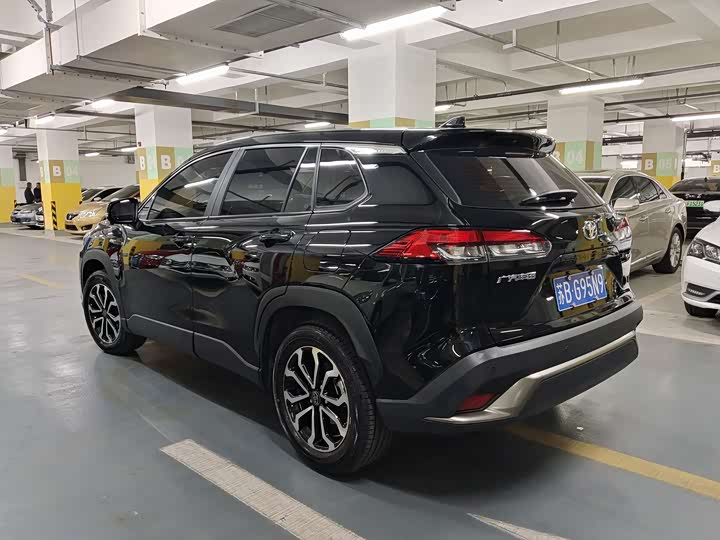 Toyota Frontlander 2024 2024款 2.0L 智能电混双擎 豪华版