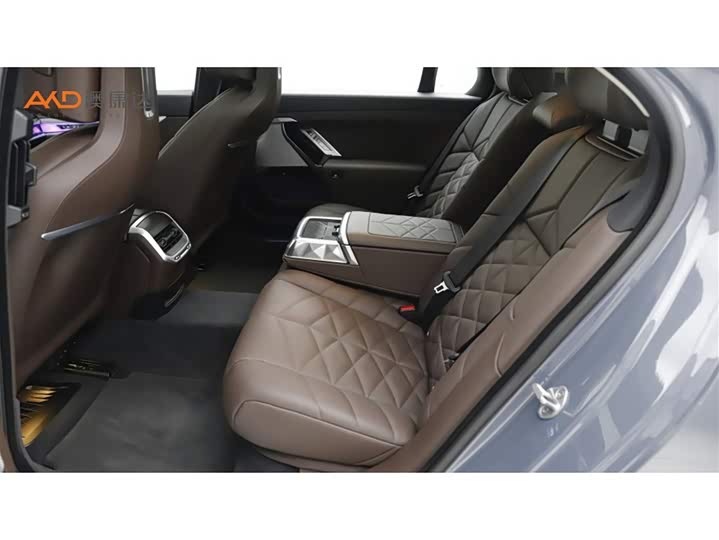 BMW 7 Series 2023 2023款 735Li 豪华套装