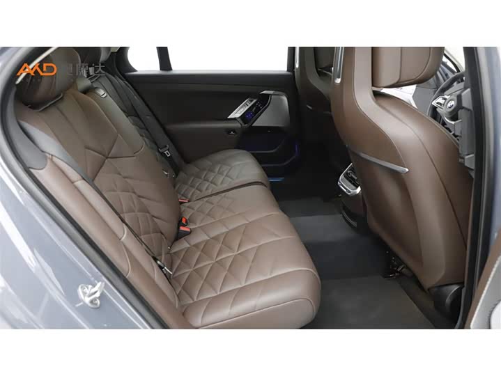 BMW 7 Series 2023 2023款 735Li 豪华套装