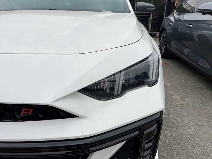 GAC Trumpchi Empow R 2024 2024款 270T DCT 影豹R-Style版