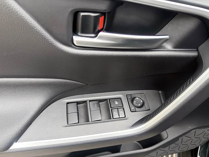 Toyota Wildlander Hybrid 2021 2021款 高性能版 2.5L 两驱劲擎版