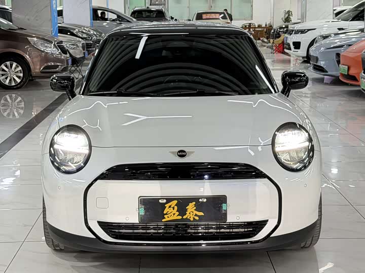 Mini Cooper 2025 2025款 456km COOPER E 经典派