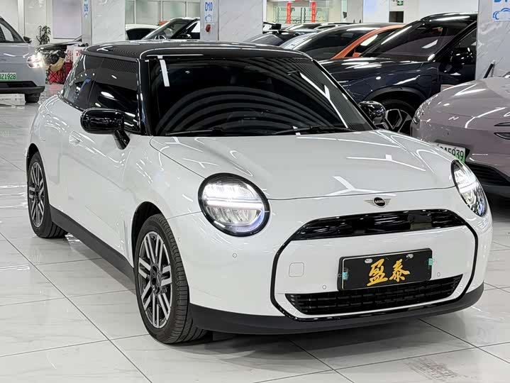 Mini Cooper 2025 2025款 456km COOPER E 经典派