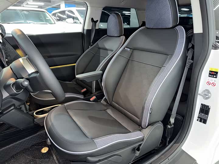 Mini Cooper 2025 2025款 456km COOPER E 经典派