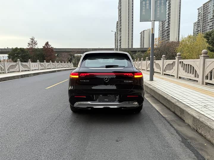 Mercedes-Benz Maybach EQS SUV 2024 2024款 EQS 680 礼尚版