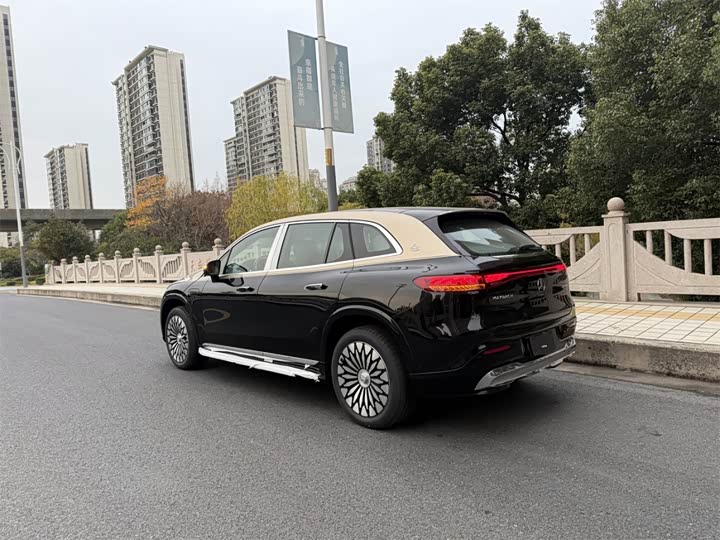 Mercedes-Benz Maybach EQS SUV 2024 2024款 EQS 680 礼尚版