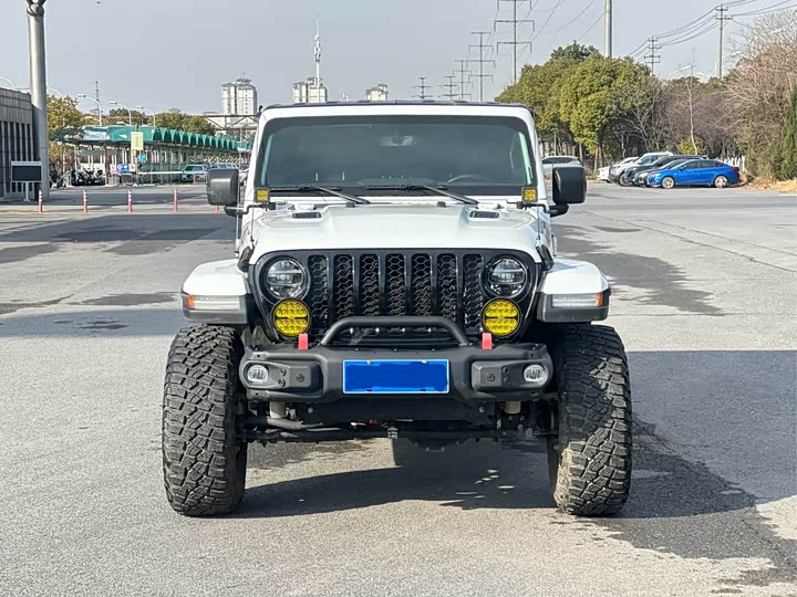 Jeep Gladiator 2022 2022款 3.6L 先行版