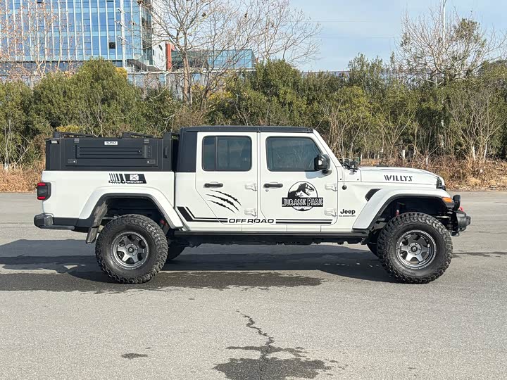 Jeep Gladiator 2022 2022款 3.6L 先行版