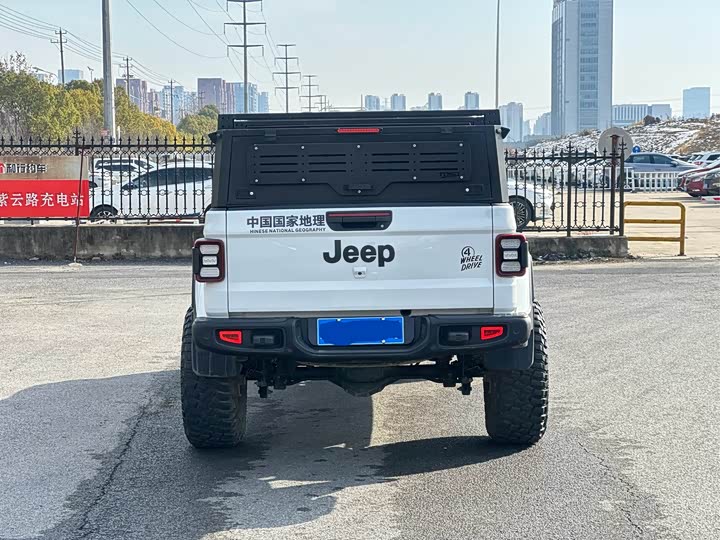 Jeep Gladiator 2022 2022款 3.6L 先行版