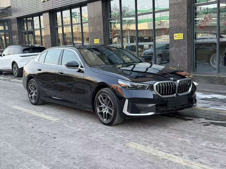 BMW i5 2024 2024款 eDrive 35L 尊享型 豪华套装