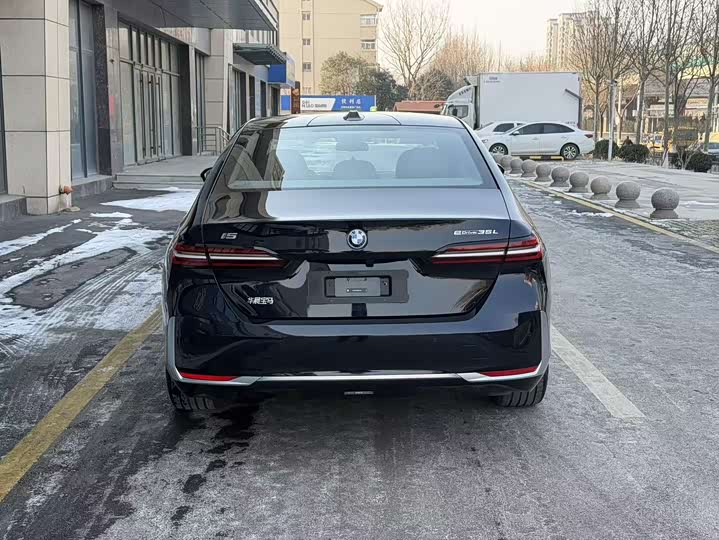 BMW i5 2024 2024款 eDrive 35L 尊享型 豪华套装