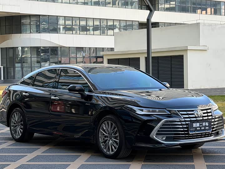 Toyota Avalon 2024 2024款 双擎 2.0L 豪华版