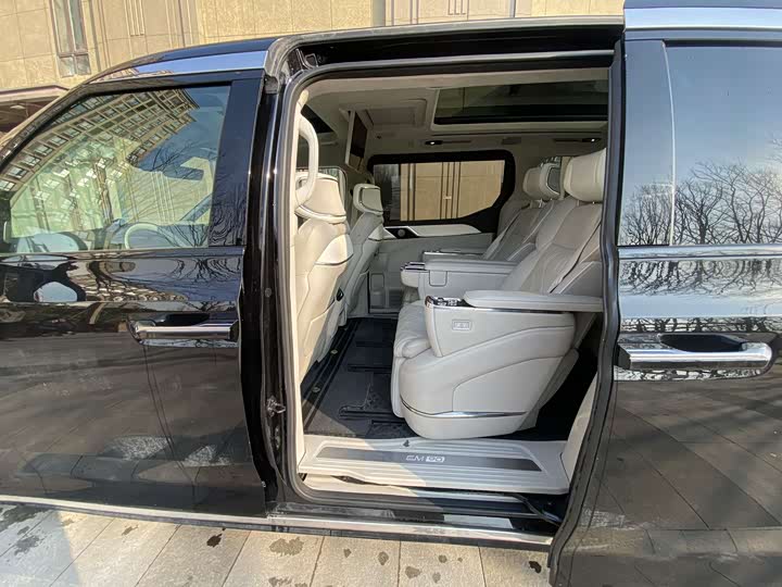 Volvo EM90 2025 2025款 Ultra 六座