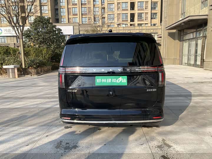Volvo EM90 2025 2025款 Ultra 六座