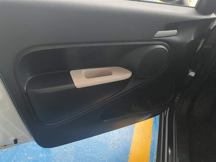 Ora Black Cat 2022 2022款 351km 舒适型 三元锂