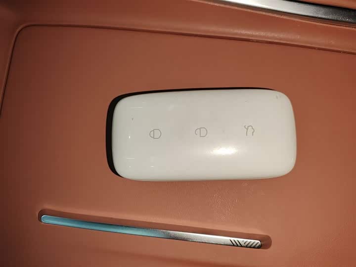 Geely Galaxy L6 2025 2025款 EM-i 140km 星舰版