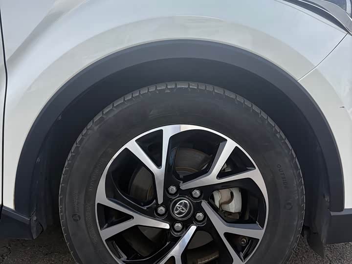 Toyota C-HR 2021 2021款 2.0L 舒适版