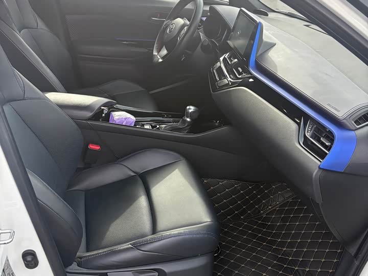 Toyota C-HR 2021 2021款 2.0L 舒适版
