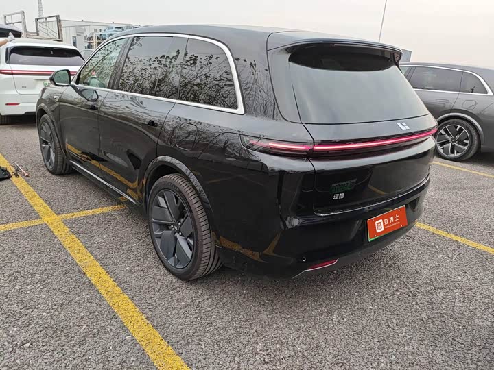 LiXiang L8 2025 2025款 Max 智能焕新版