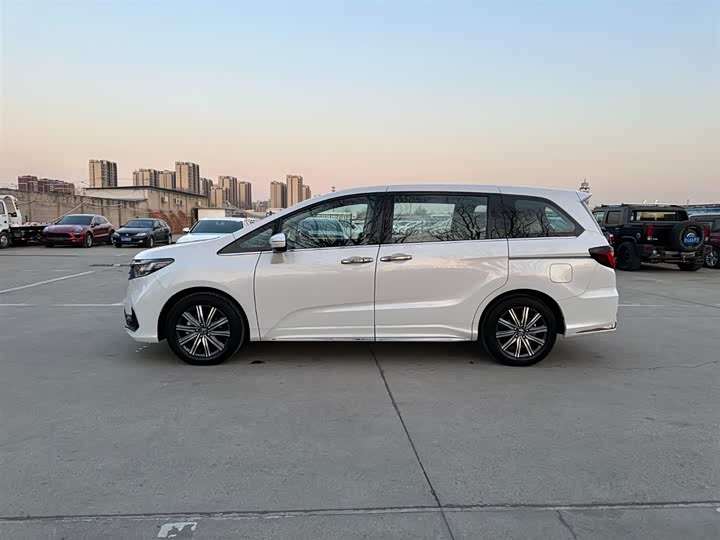 Honda Odyssey 2026 2026款 2.0L e:HEV 锐·悦享版