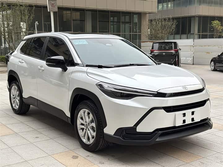 Toyota Frontlander 2026 2026款 2.0L 智能电混双擎 领先PLUS版