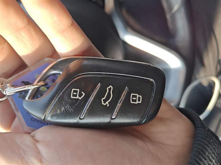 Roewe i6 Max 2020 2020款 300TGI 自动爽酷智驾版