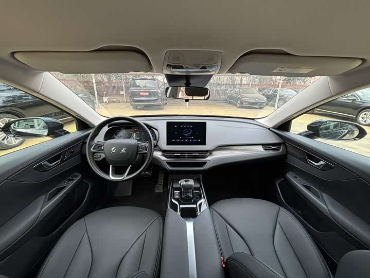 Hongqi E-QM5 2024 2024款 450km 出行版