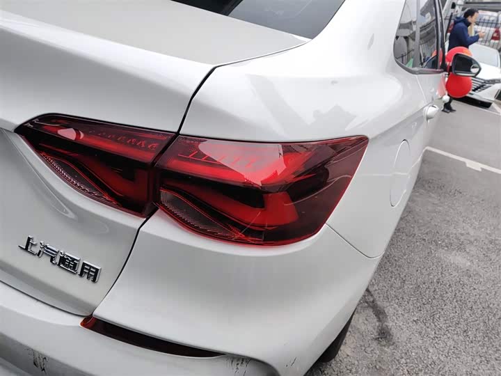 Chevrolet Monza 2024 2024款 1.5L 双离合悦享版